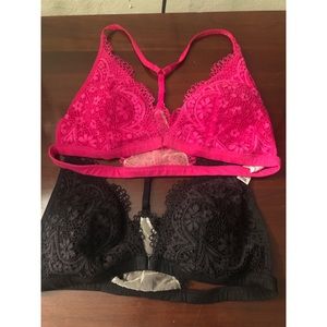 Victoria’s Secret Medium Bralettes👙